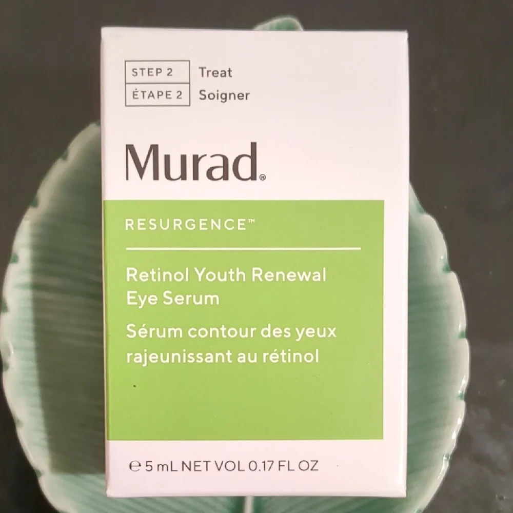 Retinol Youth Renewal Eye Serum